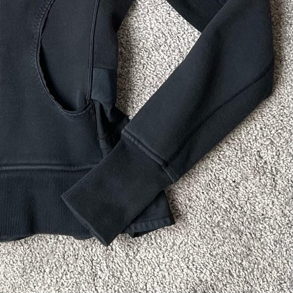 RARE LULULEMON SE Hiver 2013 Ruffled Up Scuba Hoodie - Picture 4 of 9